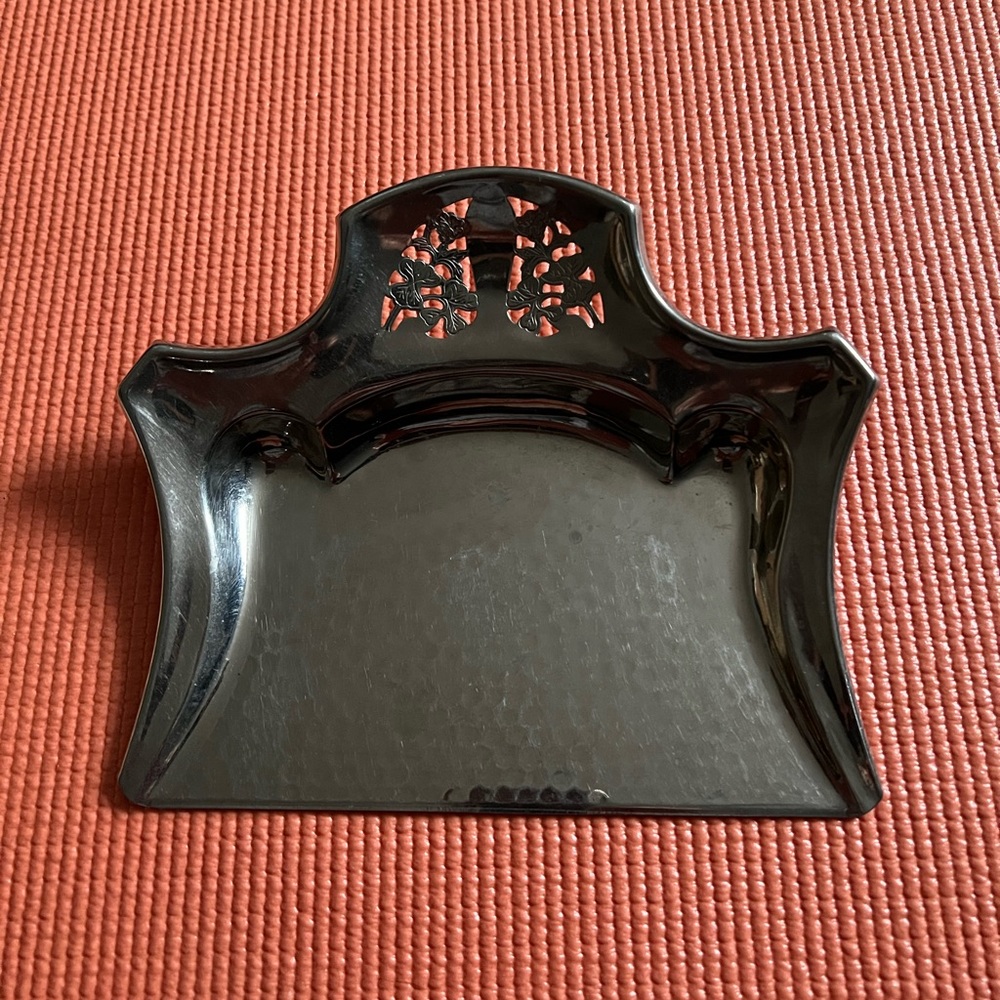Vintage crumb catcher / dust pan by Faberware Brooklyn NY  Silvertone color